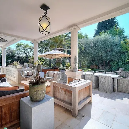 Le Beauvert Belle Epoque Luxury Of 500 M2 With Pool